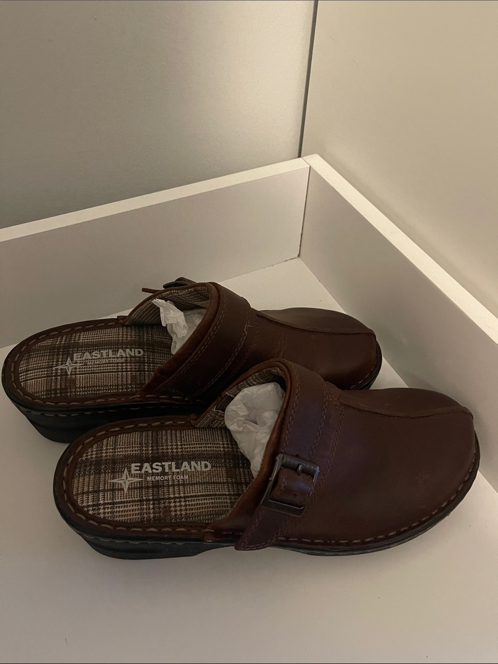 EASTLAND MAE LEATHER CLOGS – SIZE 9 / EU 40 – NEW! - Picture 8 of 8